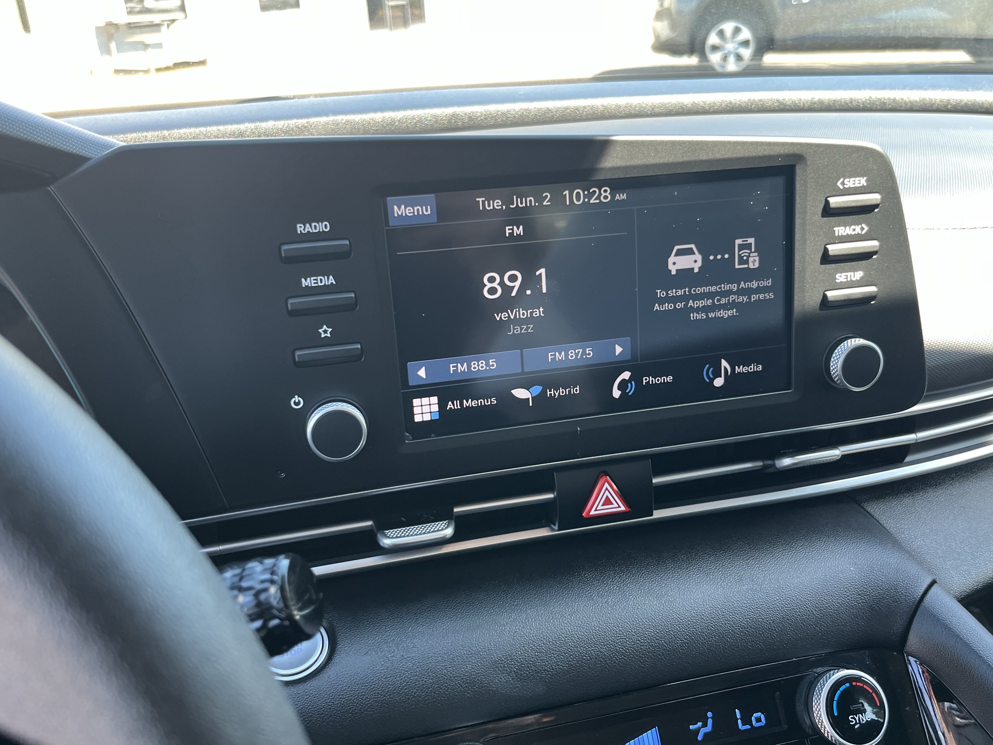Certified 2025 Hyundai Elantra Hybrid FWD image 24