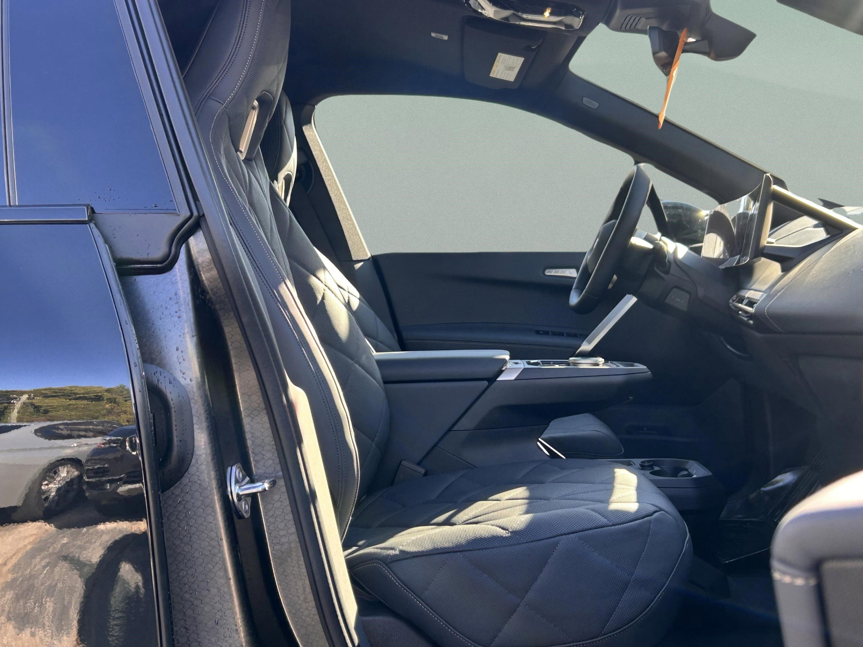 New 2026 BMW iX xDrive45 image 26