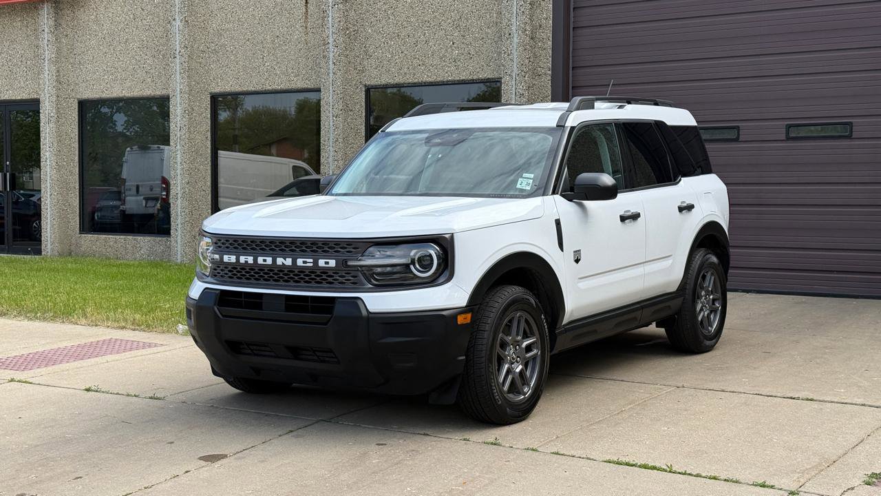 Used 2025 Ford Bronco Sport Big Bend AWD/4WD image 3
