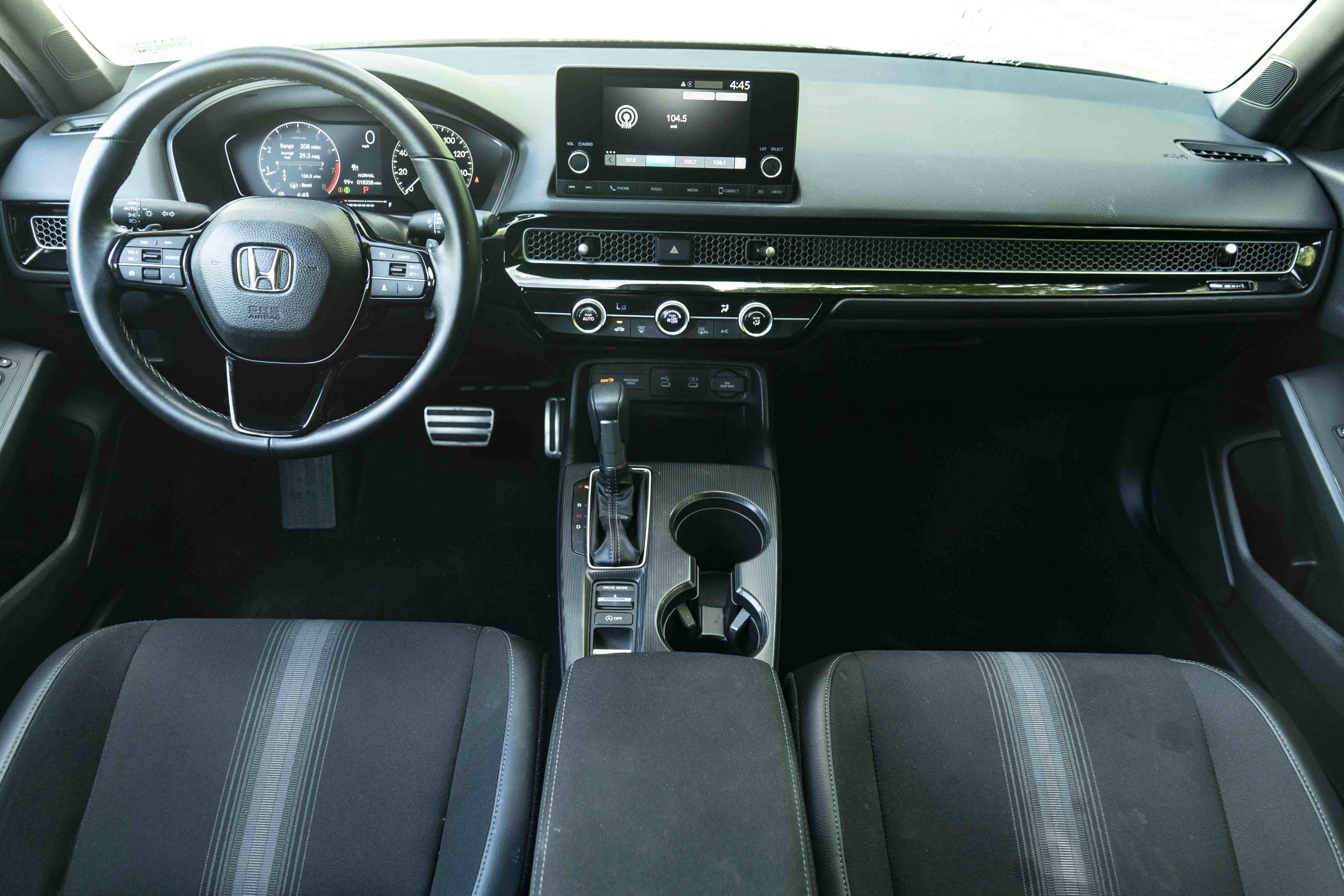 Used 2025 Honda Civic Sport image 26