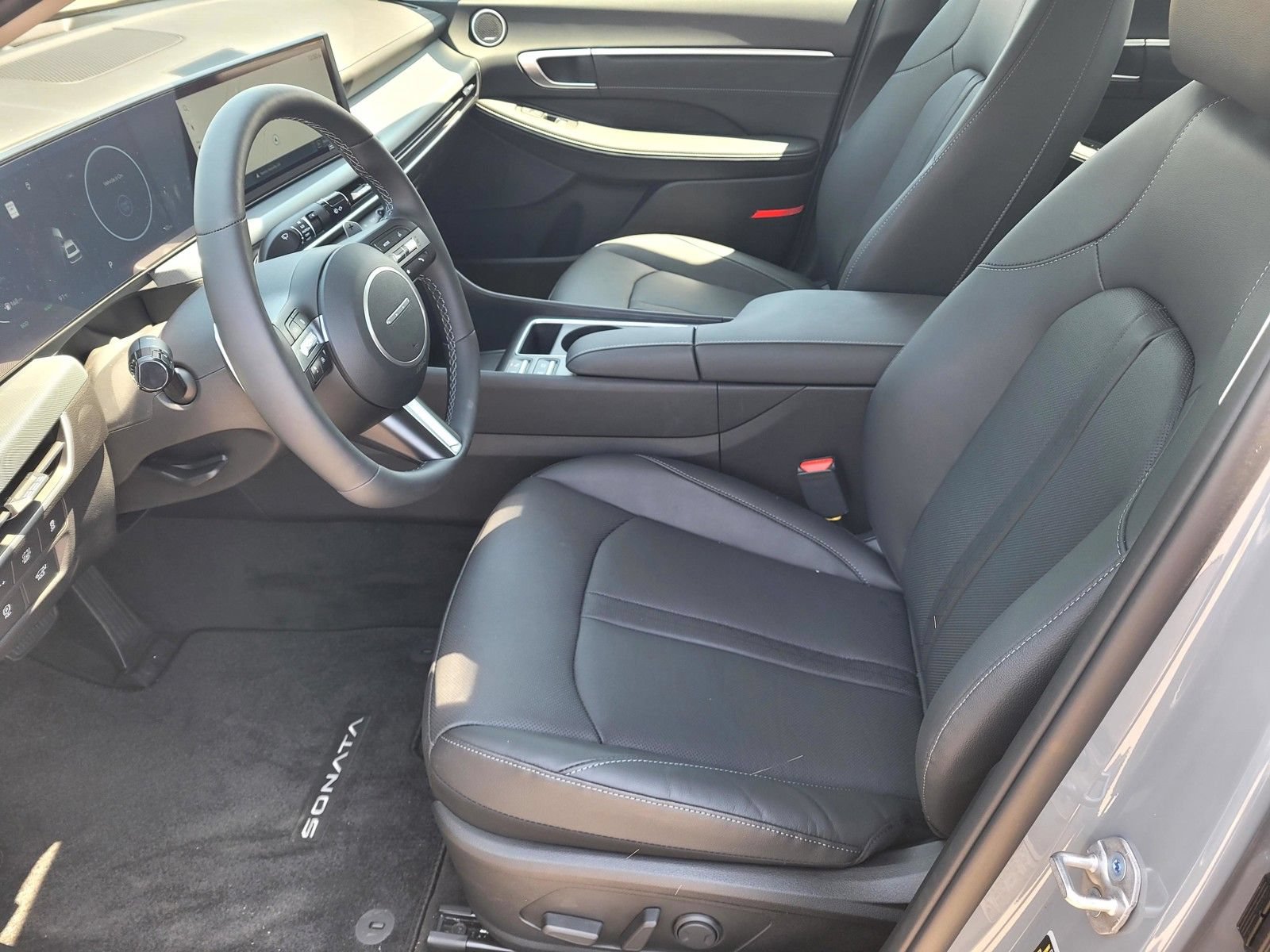 New 2026 Hyundai Sonata Limited FWD image 16