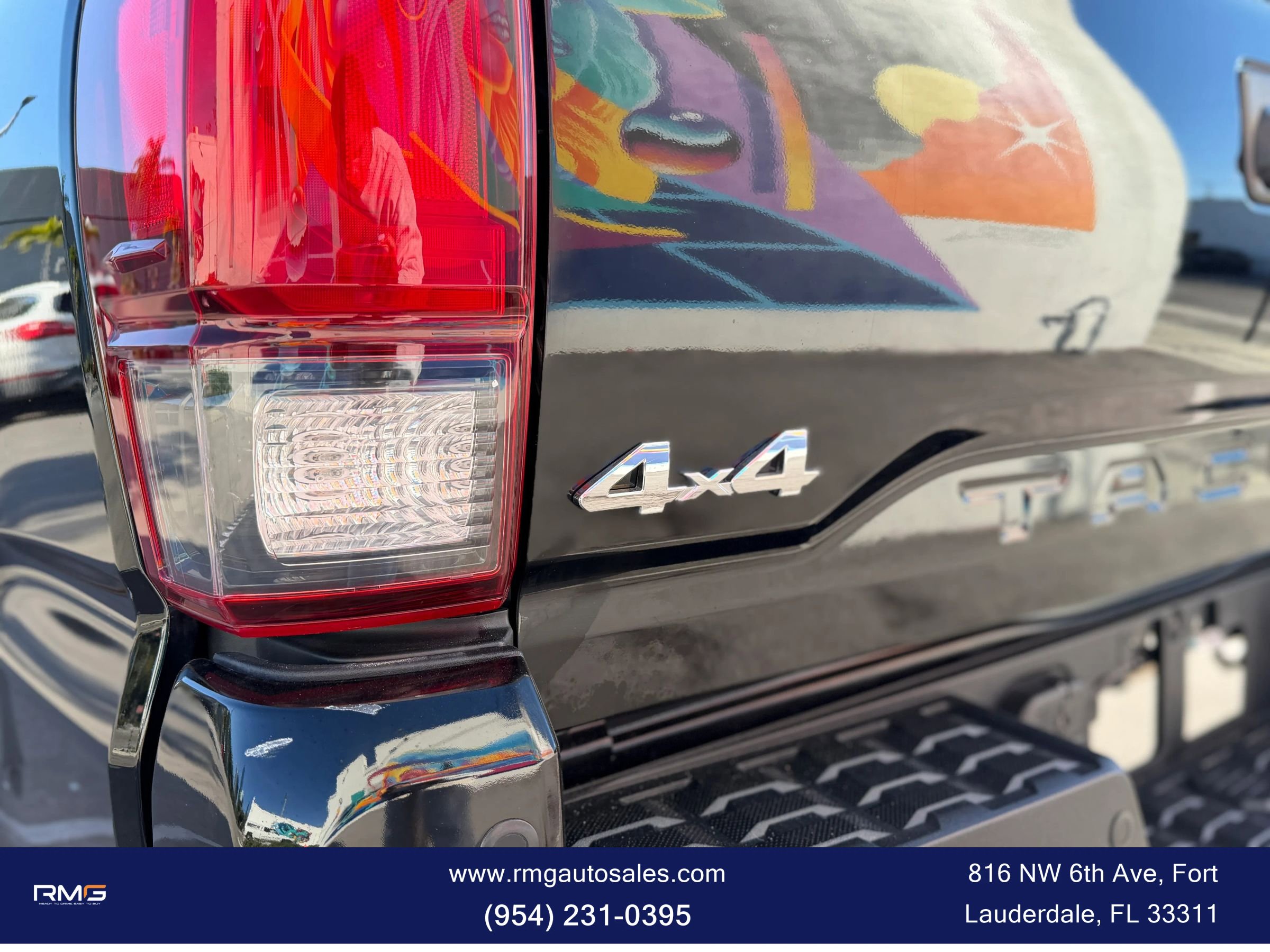 Used 2023 Toyota Tacoma SR5 AWD/4WD image 12
