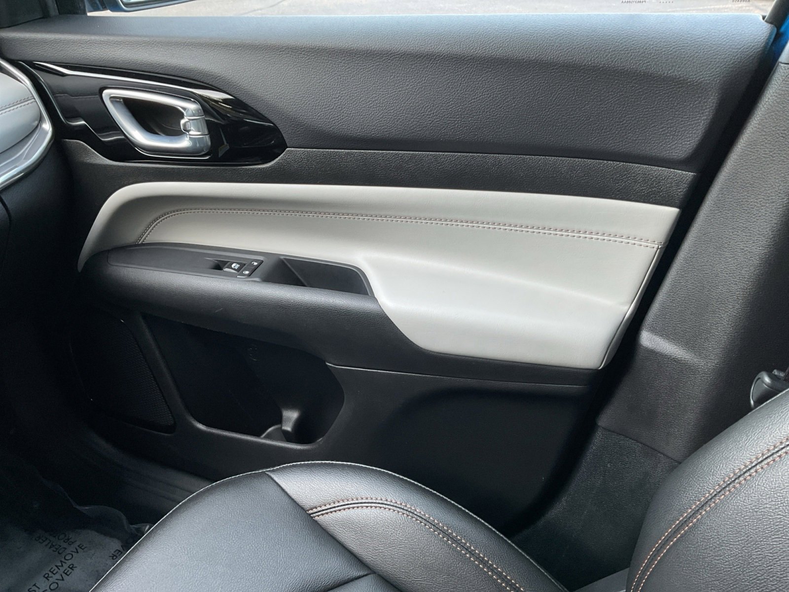 Used 2024 Jeep Compass Limited image 18