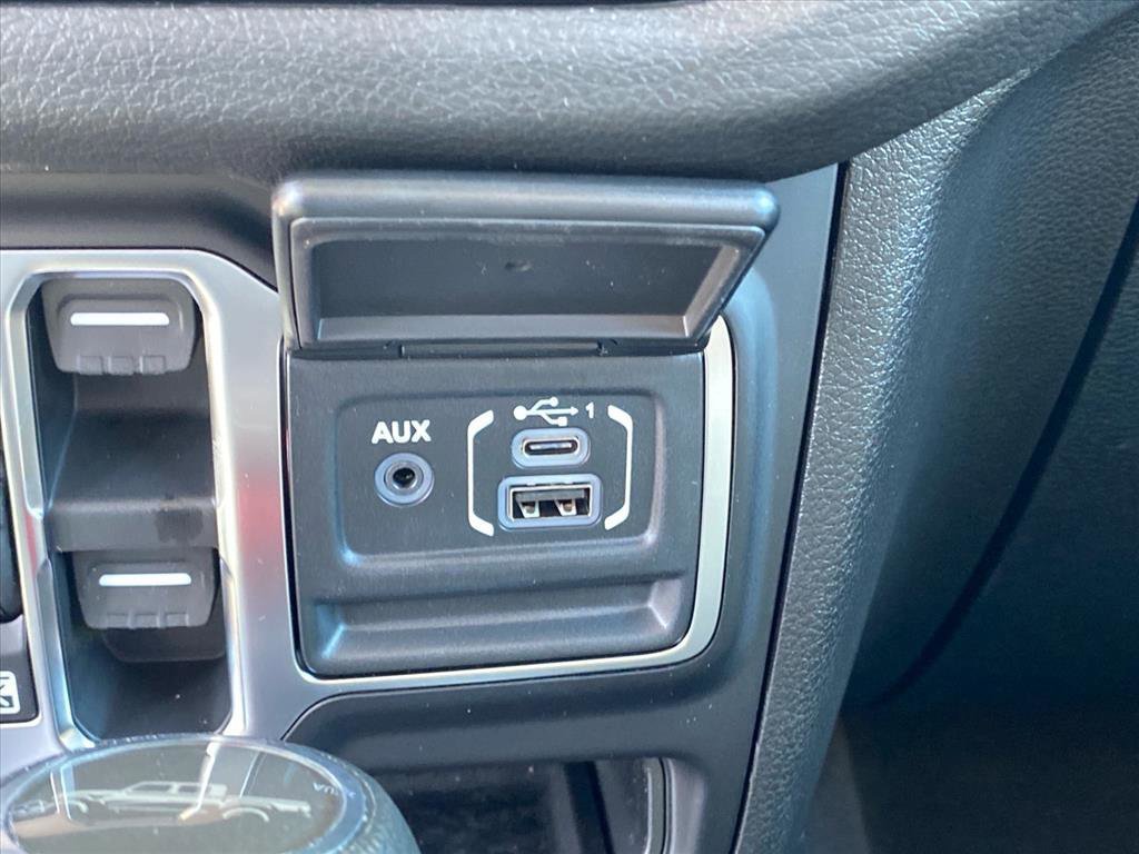 New 2026 Jeep Gladiator Sport AWD/4WD image 9