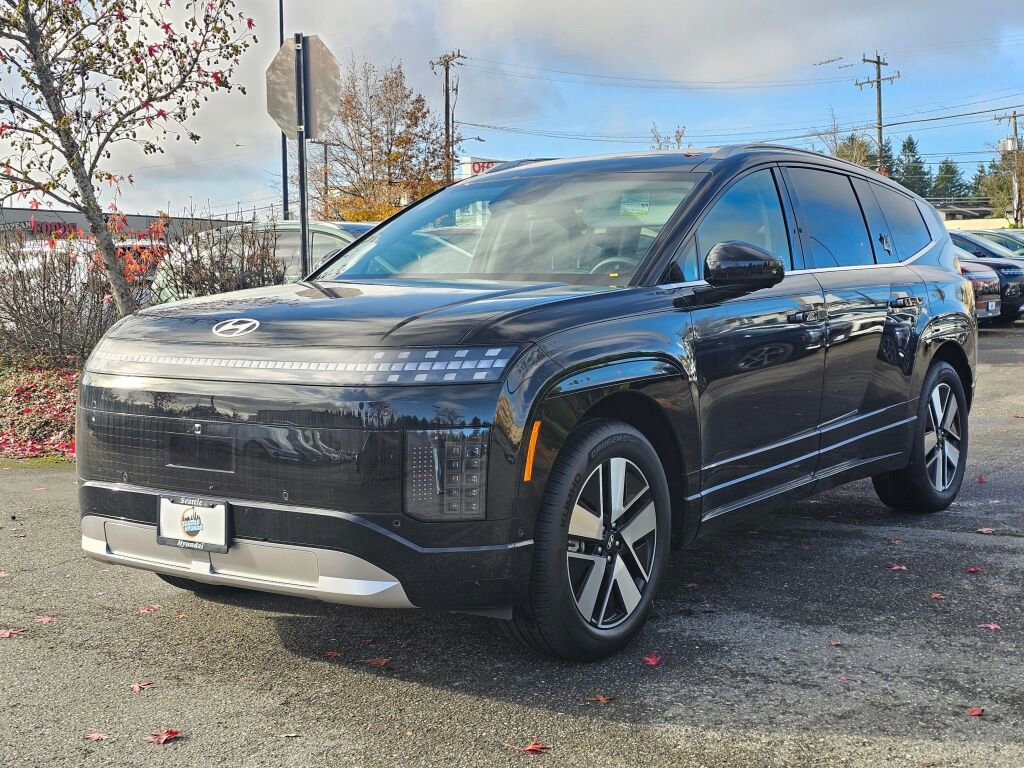 New 2026 Hyundai Ioniq 9 SEL image 3