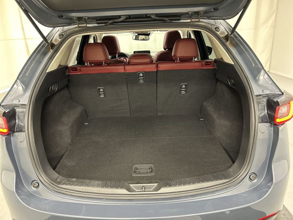 Certified 2023 MAZDA CX-5 Carbon Edition image 22