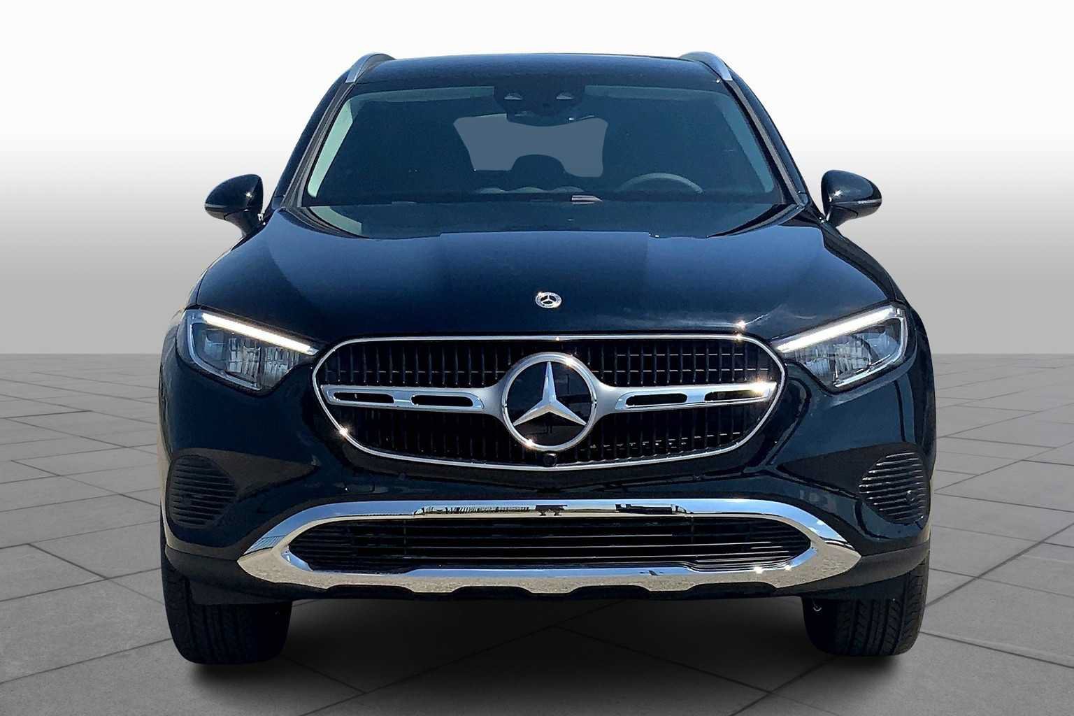 New 2025 Mercedes-Benz GLC 350e 4MATIC image 3