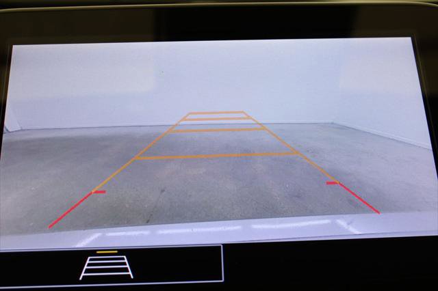 Used 2024 Chevrolet Malibu LT FWD image 13