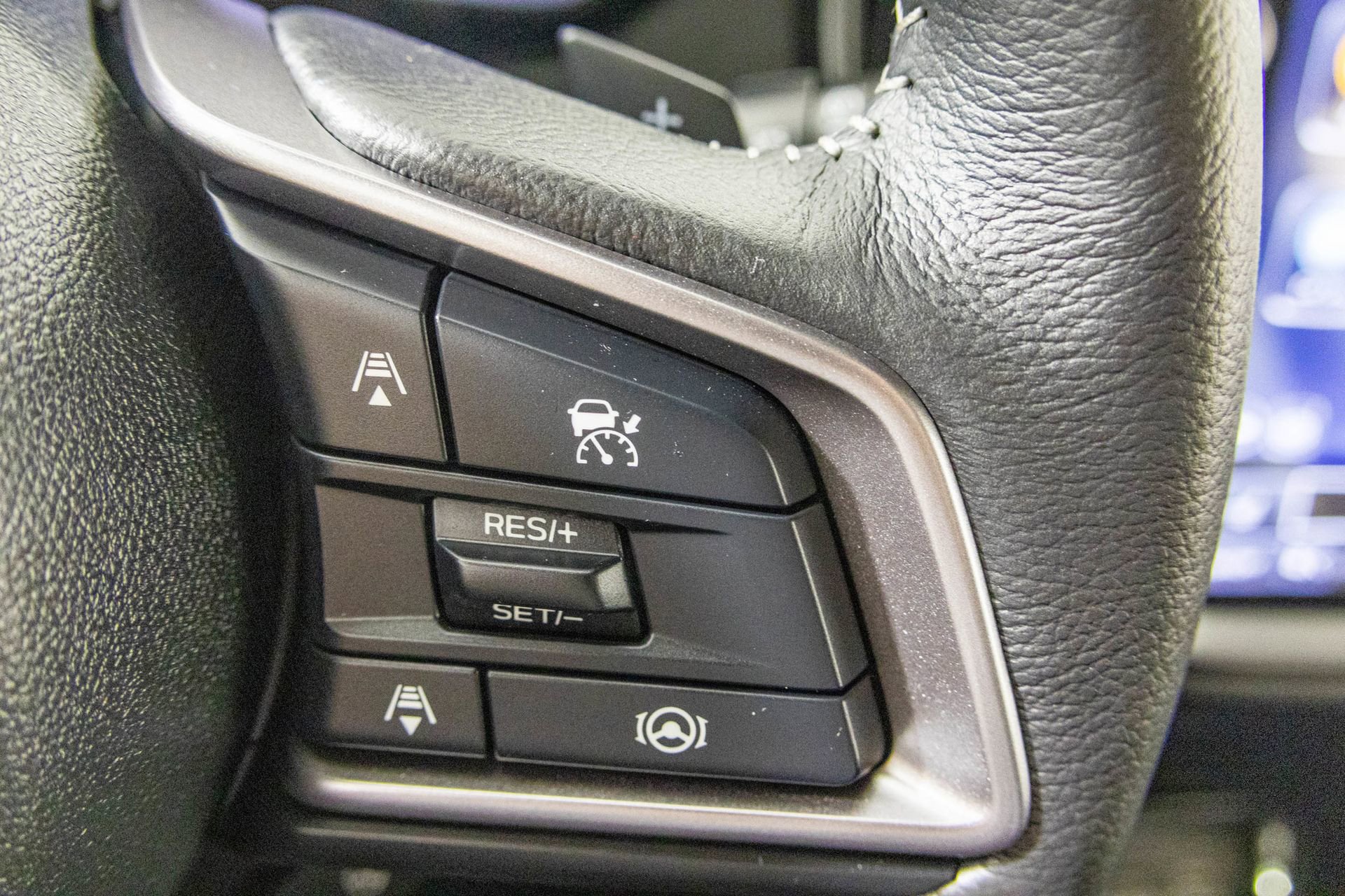 Used 2026 Subaru Ascent Premium image 31