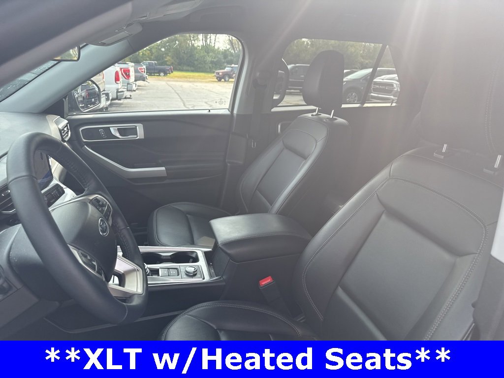 Used 2023 Ford Explorer XLT w/ Equipment Group 202A image 16