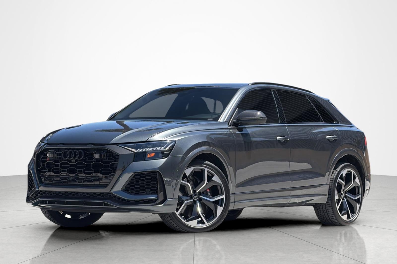 Used 2023 Audi RS Q8 AWD/4WD image 1