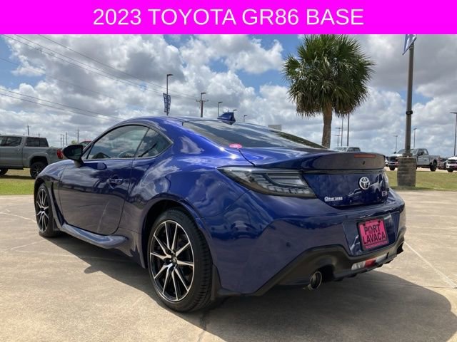 Used 2023 Toyota GR86 RWD image 5