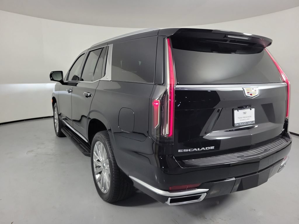 Certified 2024 Cadillac Escalade Premium Luxury AWD/4WD image 3