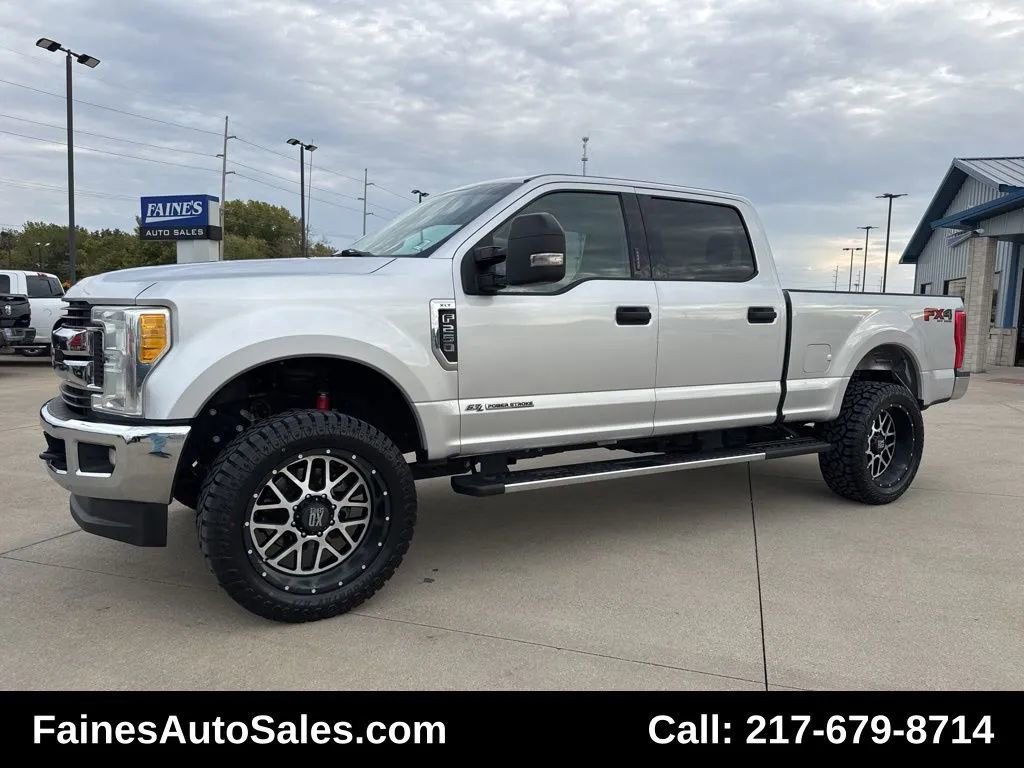 Used 2017 Ford F250 XLT w/ XLT Value Package image 6