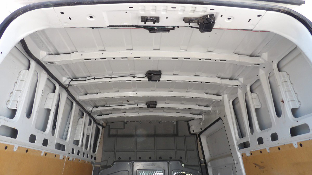 Used 2020 Nissan NV 2500 SV RWD image 37