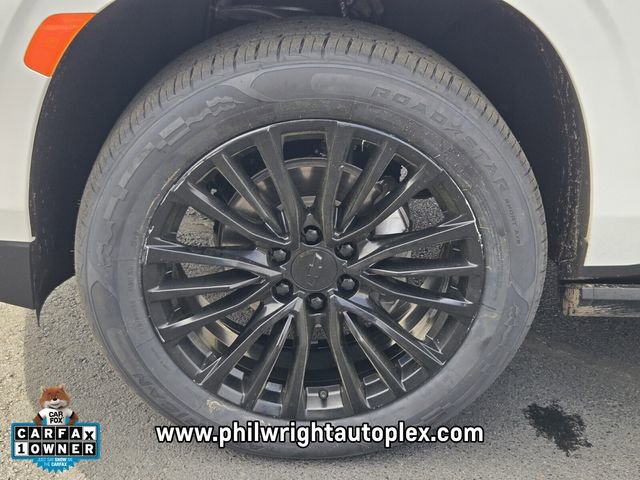 Used 2023 Chevrolet Tahoe High Country RWD image 17