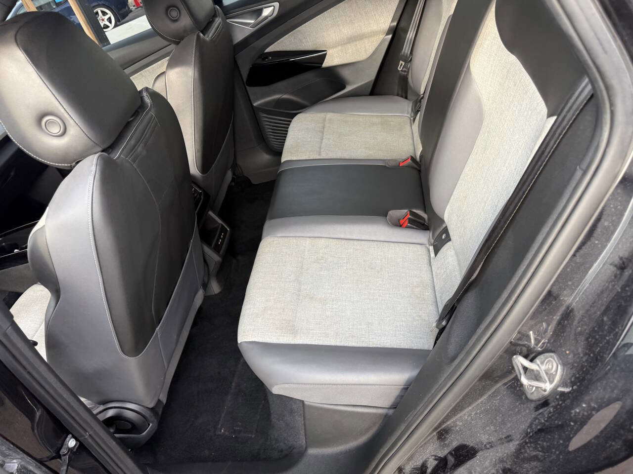 Used 2024 Volkswagen ID.4 2WD image 20