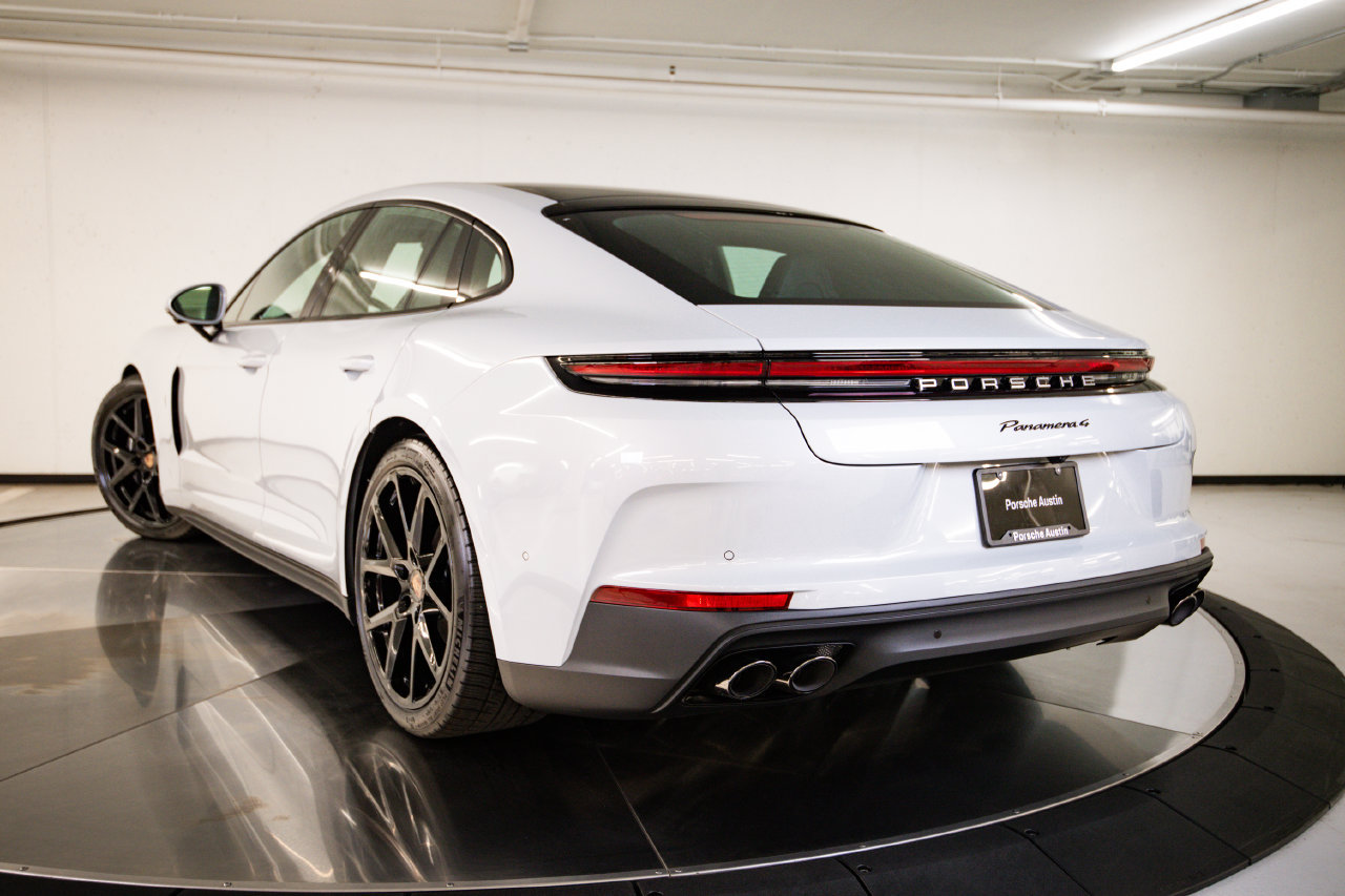New 2026 Porsche Panamera 4 AWD/4WD image 3