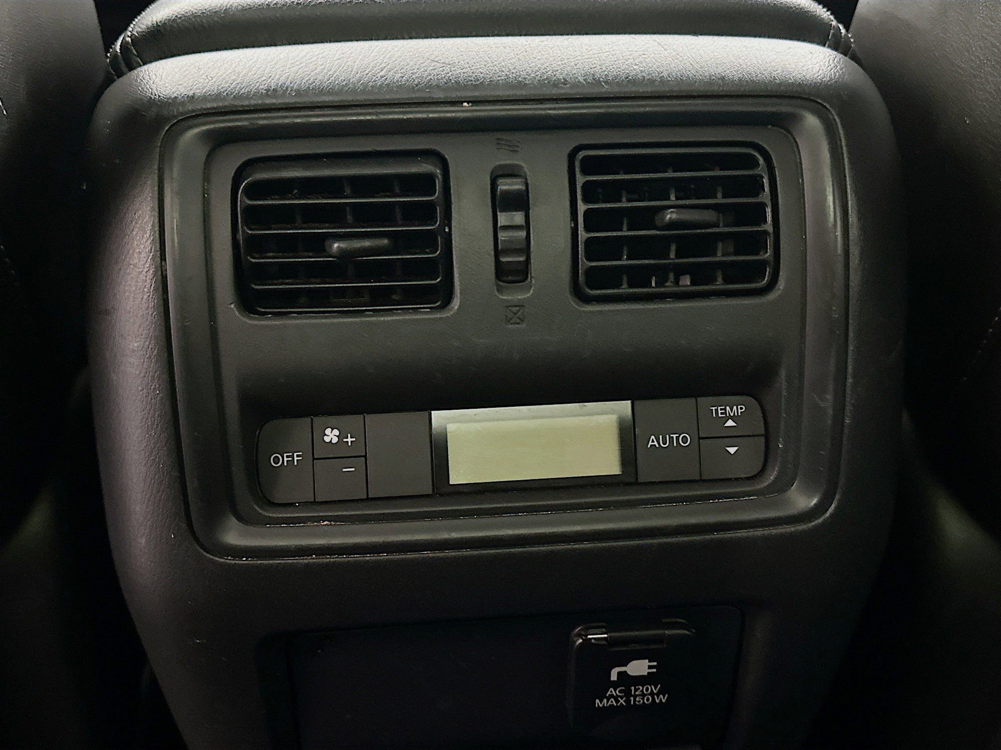 Used 2013 Nissan Pathfinder SL w/ SL Premium Pkg FWD image 27