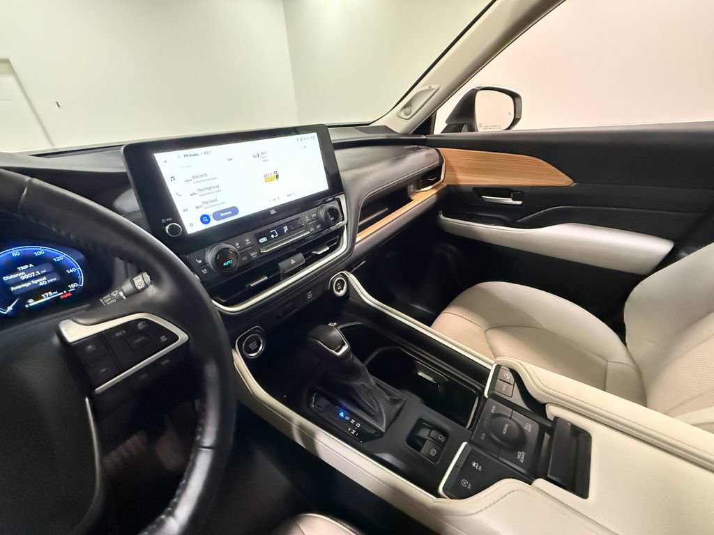 Used 2024 Toyota Grand Highlander AWD image 80