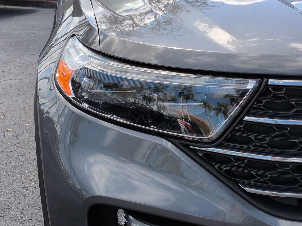 Certified 2023 Ford Explorer XLT w/ Equipment Group 202A image 10