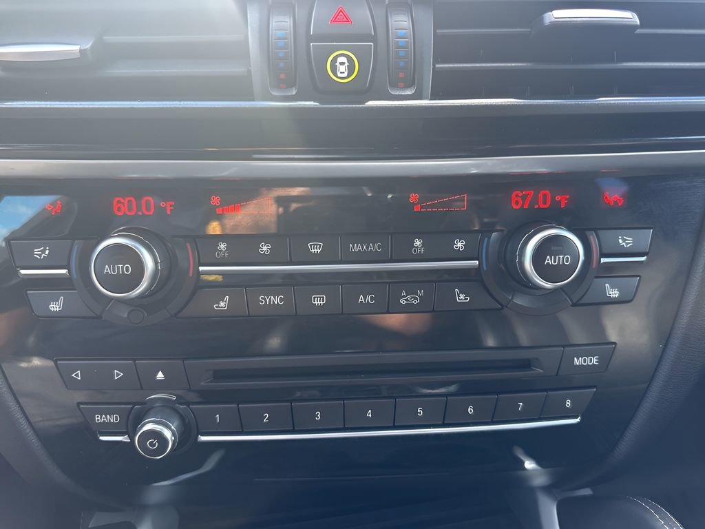 Used 2016 BMW X5 M image 20