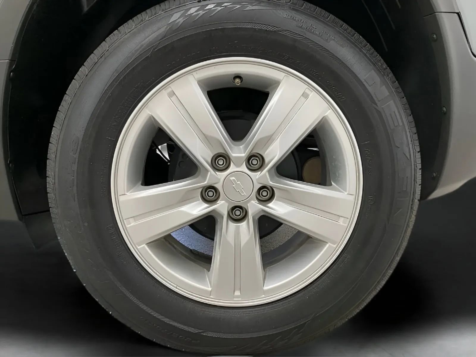 Used 2020 Chevrolet Trax LT w/ LT Convenience Package FWD image 25