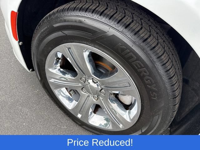 Used 2015 Dodge Charger SE RWD image 28