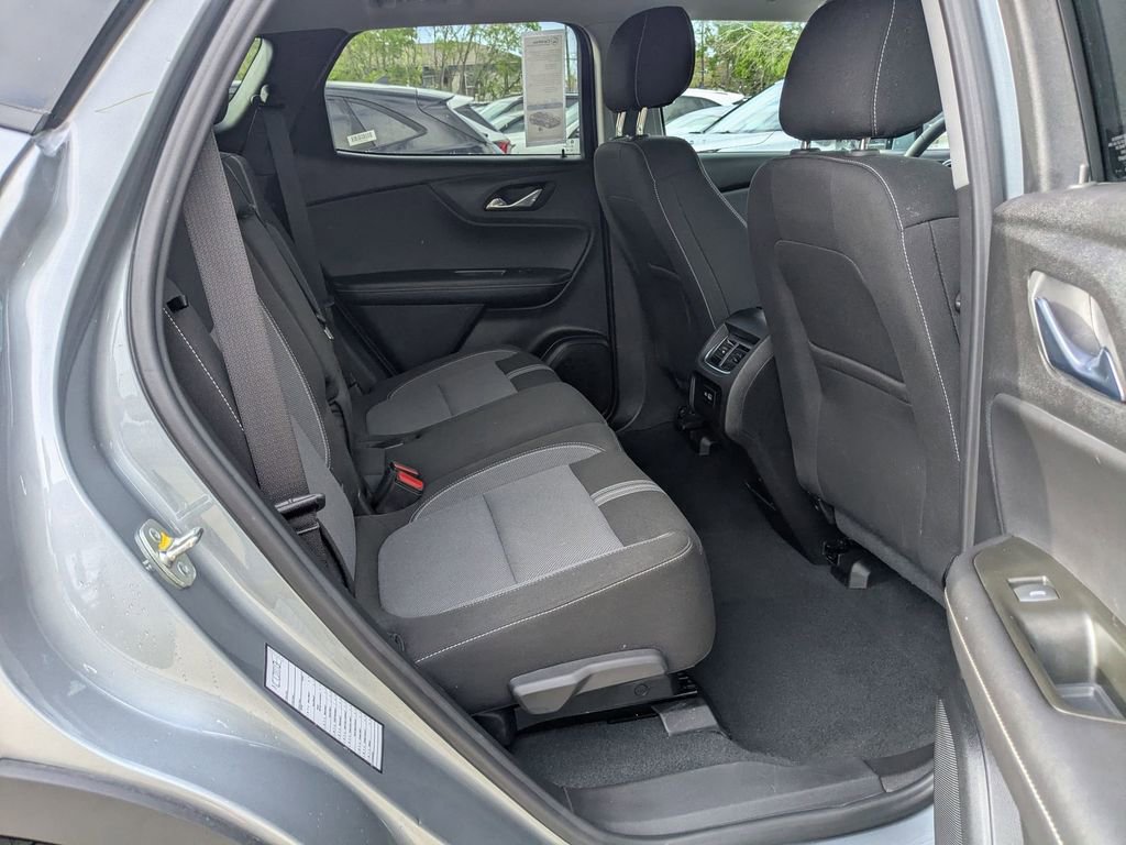 Used 2025 Chevrolet Blazer LT image 29