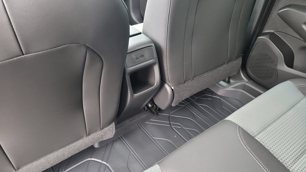 New 2026 Chevrolet Trax LT w/ Driver Confidence Package FWD image 26