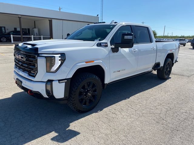 Used 2024 GMC Sierra 2500 AT4 w/ AT4 Premium Plus Package AWD/4WD image 2