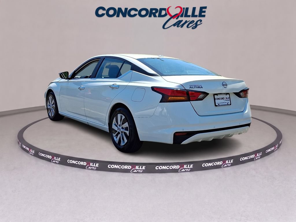 Certified 2025 Nissan Altima 2.5 S FWD image 5