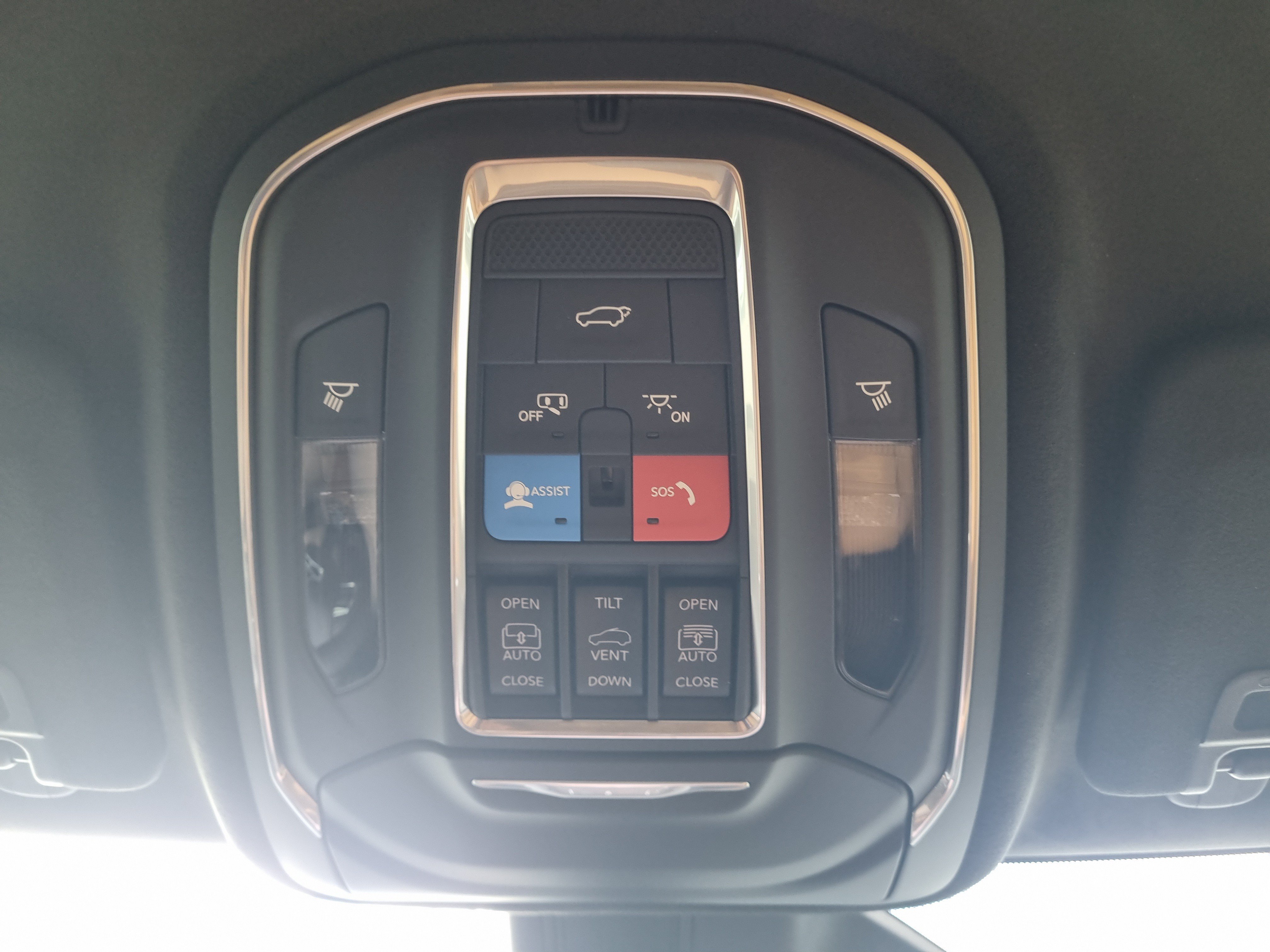 Used 2026 Jeep Grand Cherokee Summit w/ Obsidian Package AWD/4WD image 32