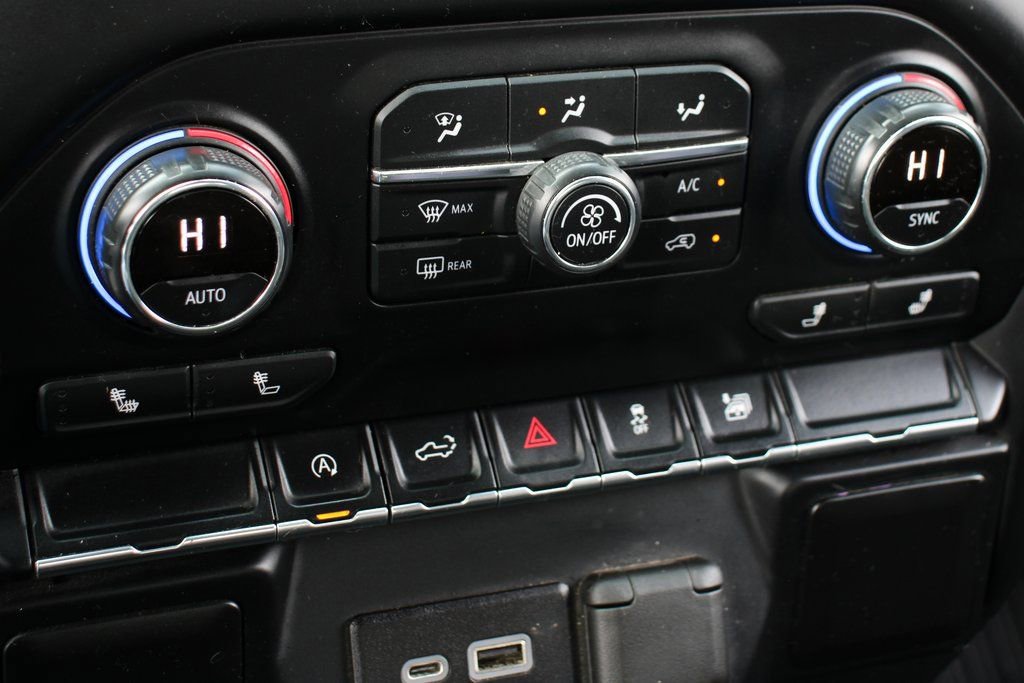 Used 2020 Chevrolet Silverado 1500 LT w/ Texas Edition image 28