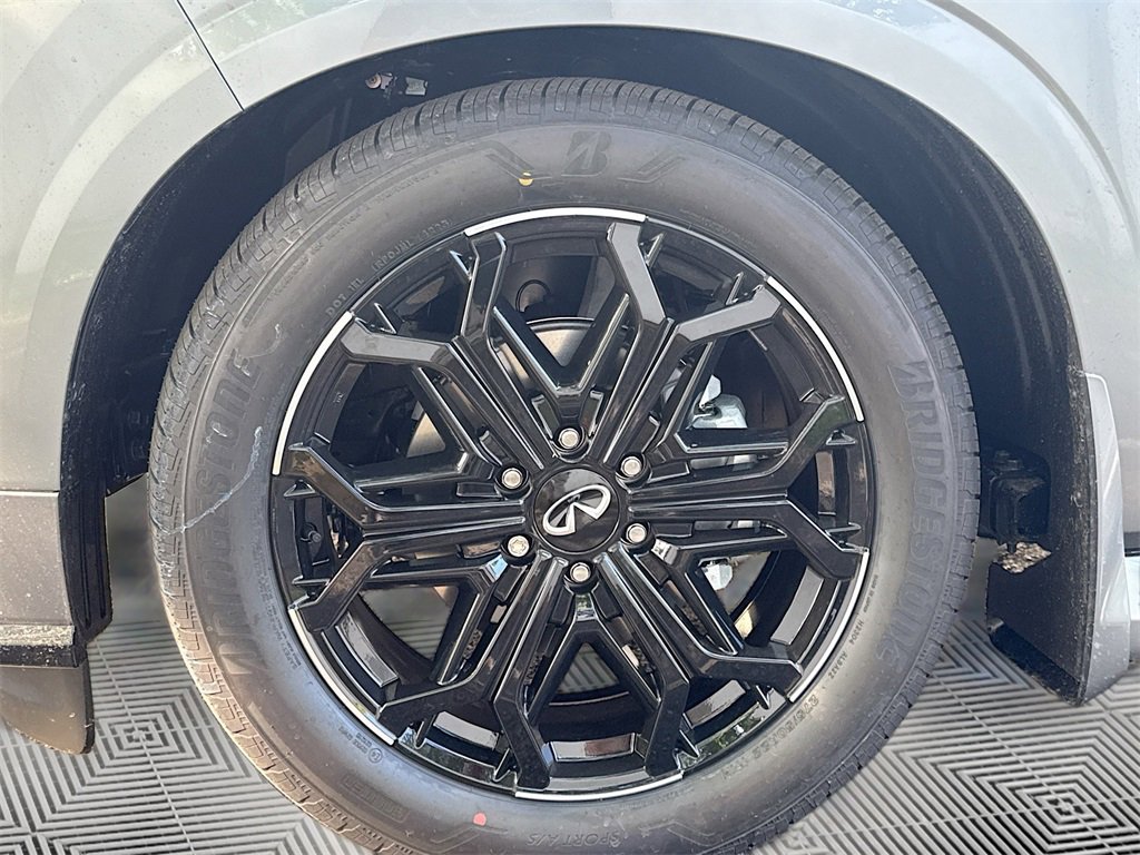 New 2026 INFINITI QX80 4WD w/ Sport Exterior Package image 34