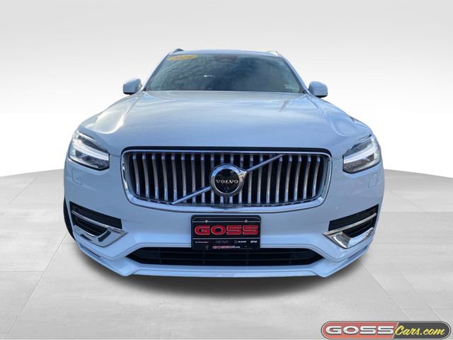 Used 2024 Volvo XC90 B6 Plus image 2