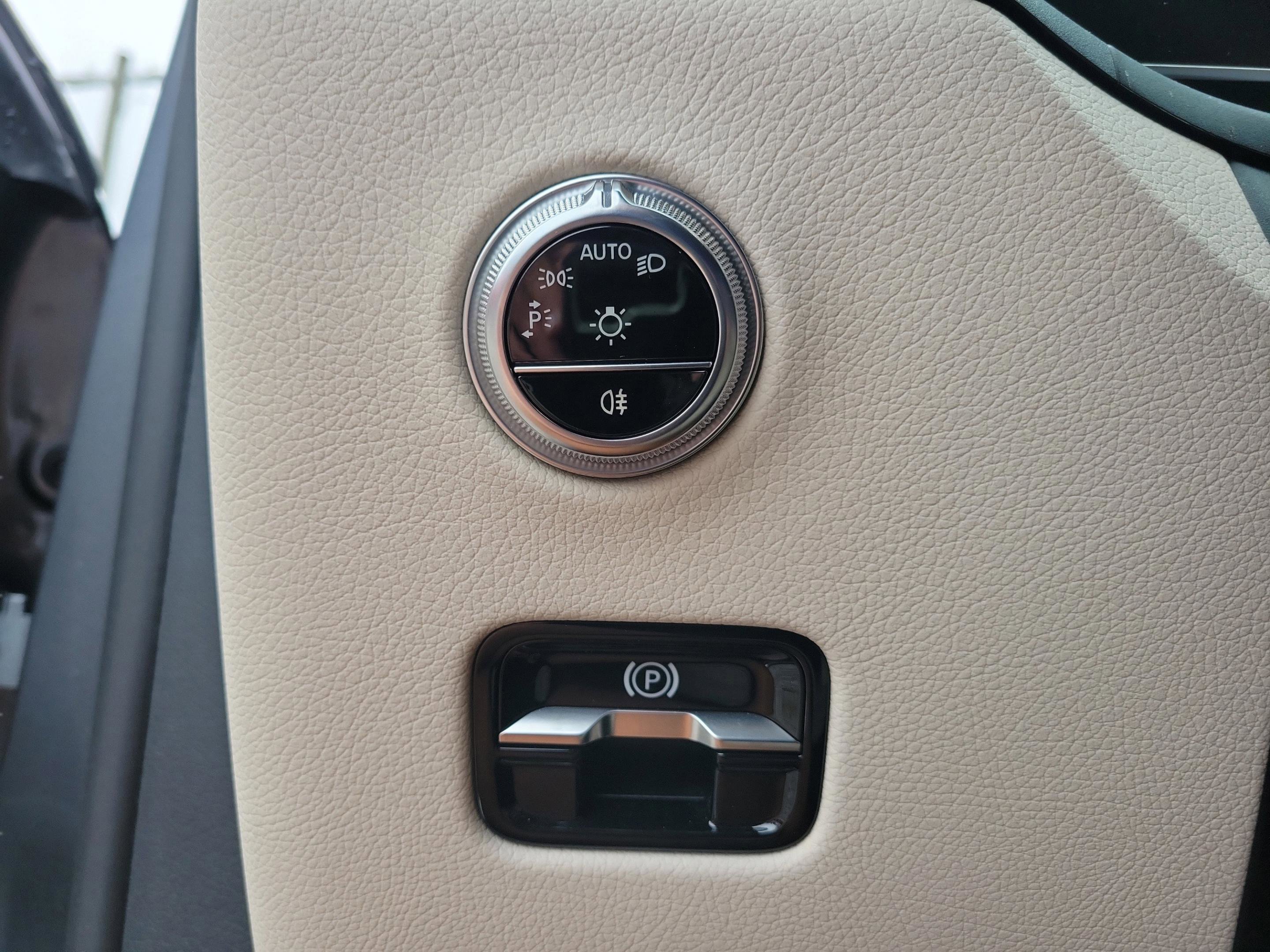 Certified 2023 Mercedes-Benz GLC 300 4MATIC image 24