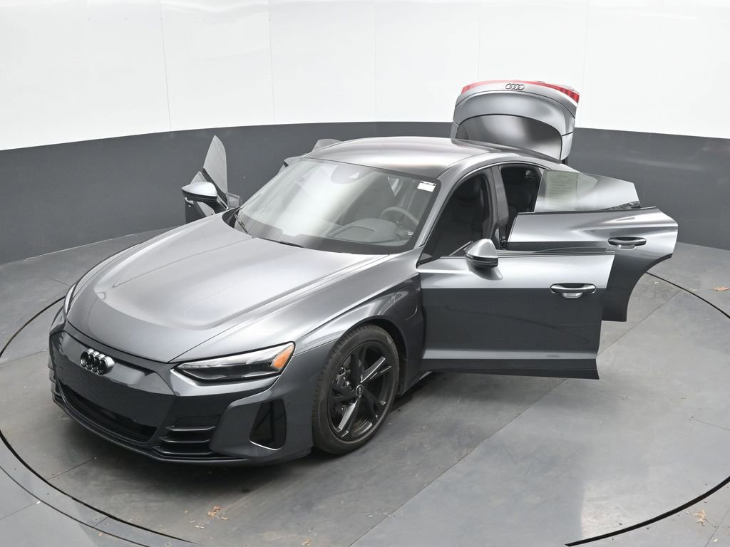 Used 2023 Audi e-tron GT Premium Plus image 53