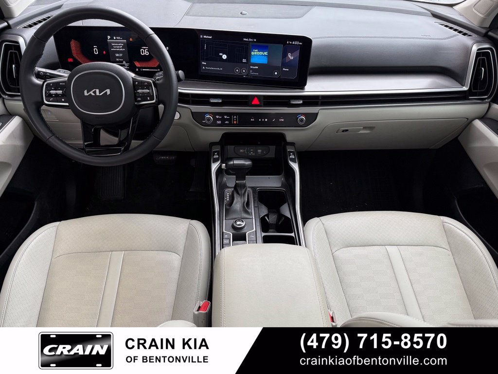 Certified 2025 Kia Sorento S w/ Panoramic Sunroof Package FWD image 26