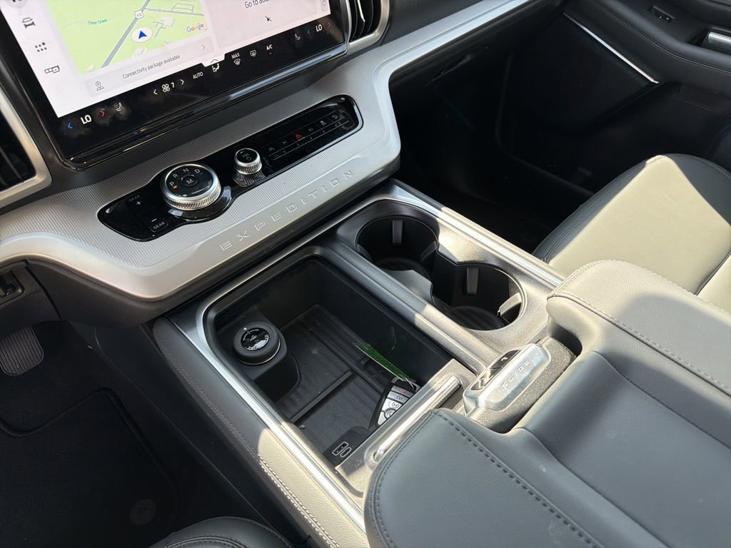 New 2026 Ford Expedition Max Active image 30