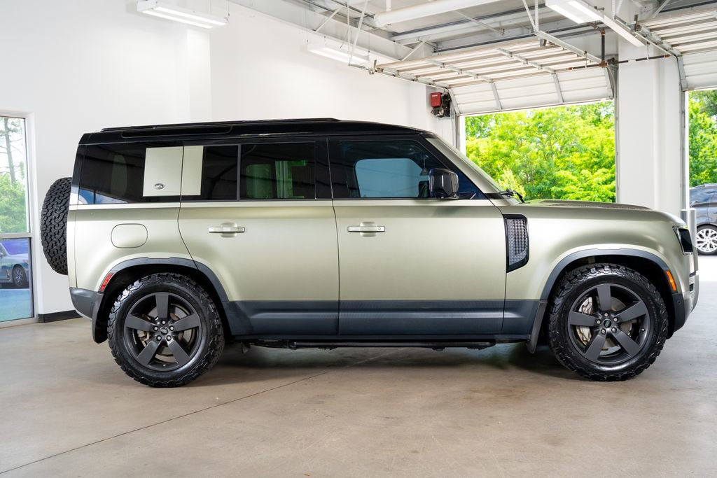 Used 2020 Land Rover Defender 110 SE AWD/4WD image 10