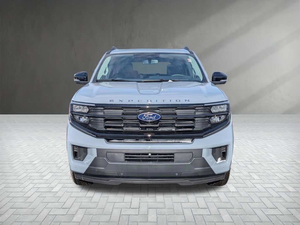 New 2025 Ford Expedition Active image 6