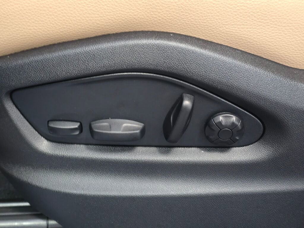 New 2026 Porsche Cayenne image 27