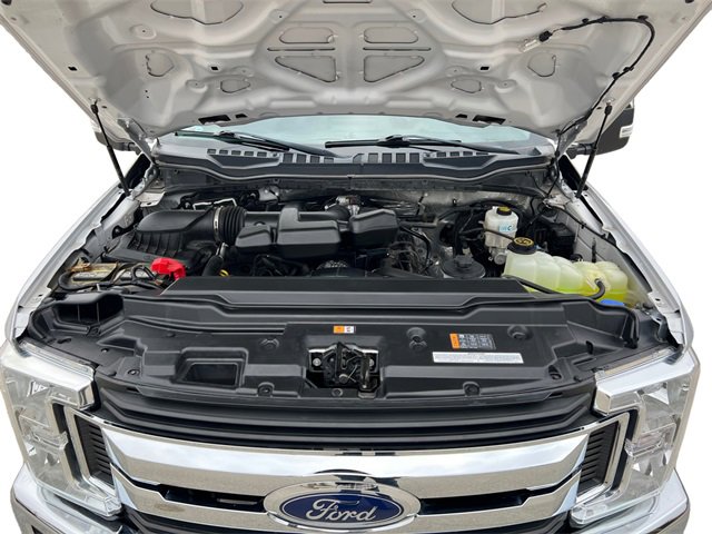 Certified 2019 Ford F250 XLT w/ XLT Premium Package image 16