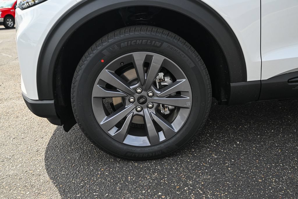 New 2026 Ford Explorer Active w/ Active Comfort Package AWD/4WD image 12