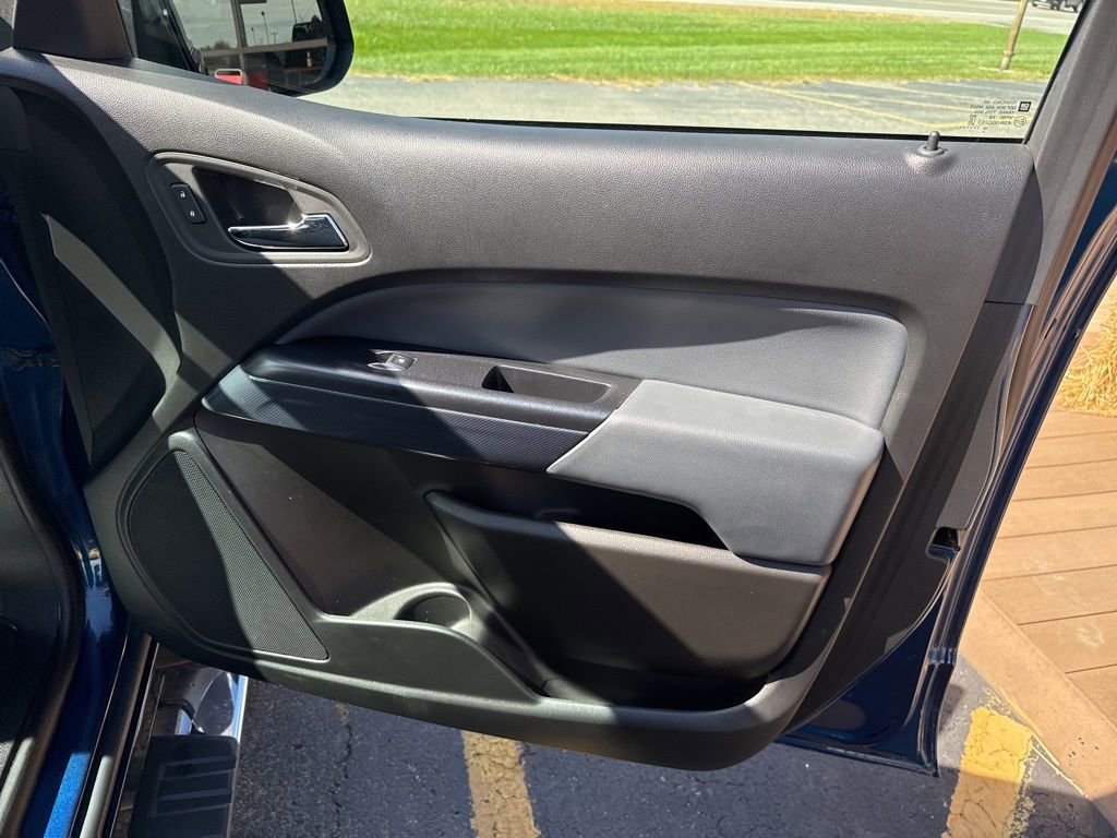 Used 2020 Chevrolet Colorado Z71 image 16