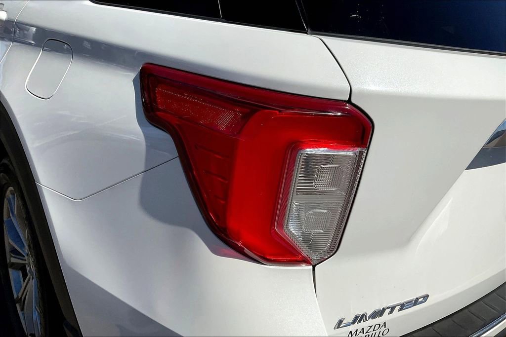 Used 2021 Ford Explorer Limited w/ Equipment Group 301A image 24