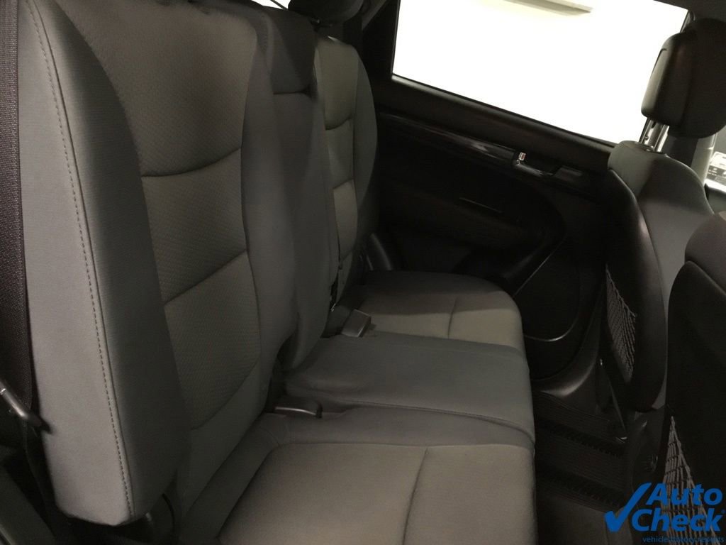 Used 2013 Kia Sorento LX w/ Convenience Pkg image 26