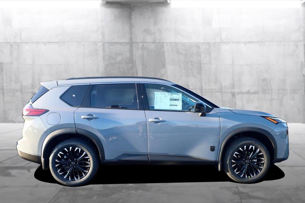 New 2026 Nissan Rogue SV image 5