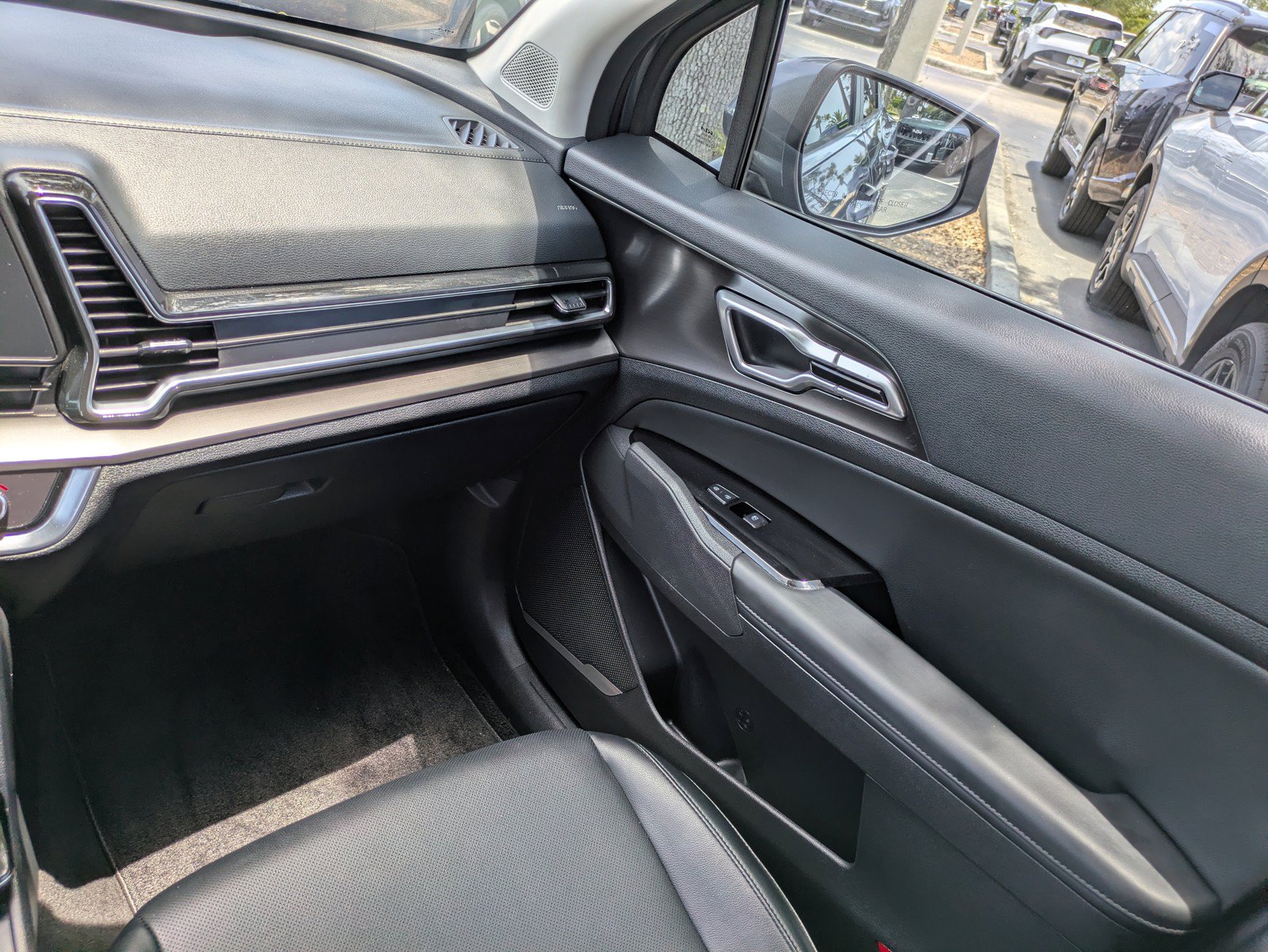 Certified 2024 Kia Sportage EX FWD image 14